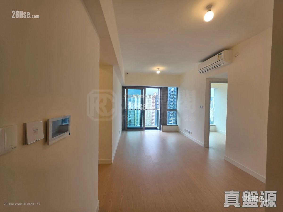 Oasis Kai Tak Rental 3 Bedrooms , 2 Bathrooms 752 ft²