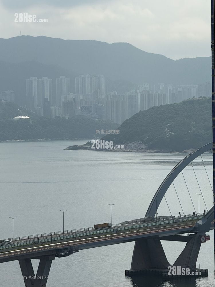 Grand Seasons Rental 495 ft²