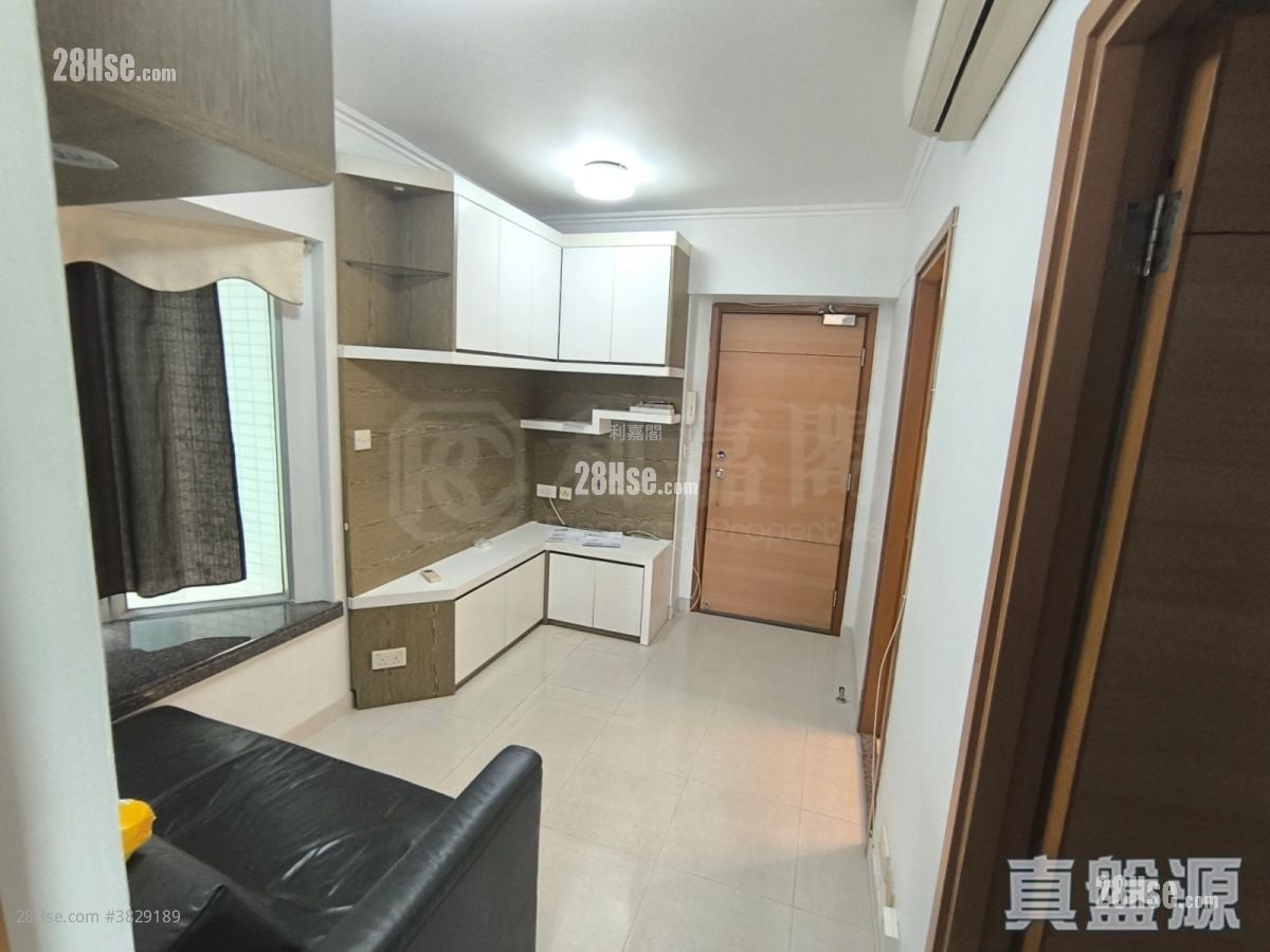 Metro Harbour View Rental 2 Bedrooms , 1 Bathroom 322 ft²