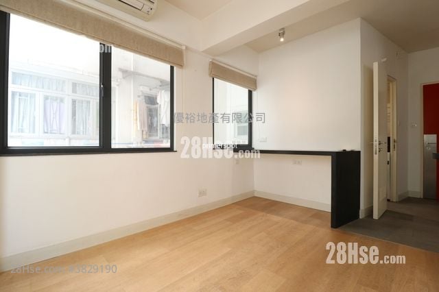 莊士頓大樓 租盤 1 房 , 1 浴室 375 平方呎