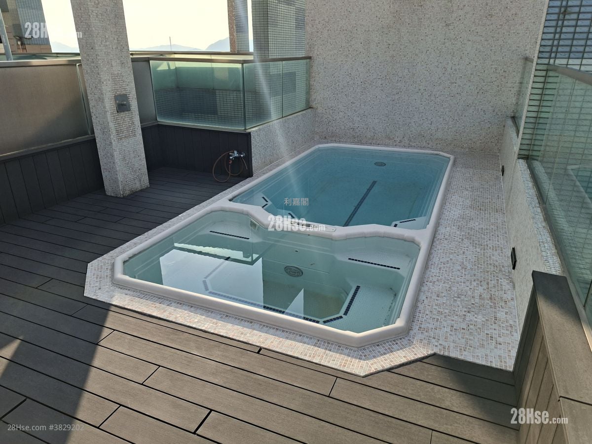 亮贤居 售盘 4 浴室 2,358 平方尺