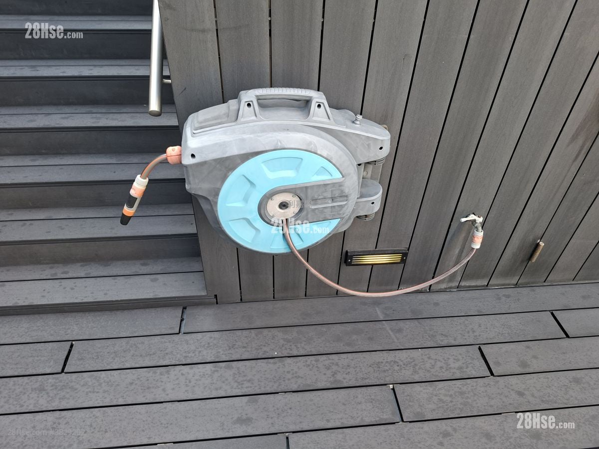 亮贤居 售盘 4 浴室 2,358 平方尺