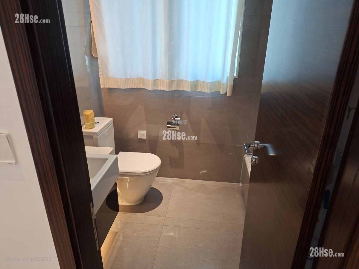 亮贤居 售盘 4 浴室 2,358 平方尺