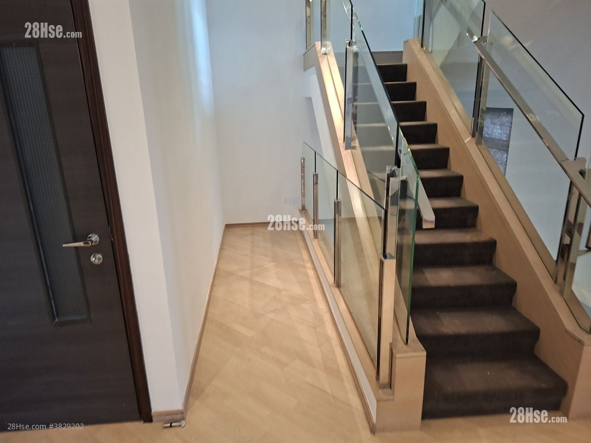 亮贤居 售盘 4 浴室 2,358 平方尺