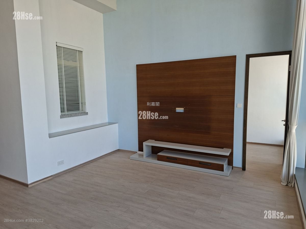 亮贤居 售盘 4 浴室 2,358 平方尺