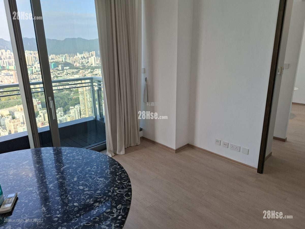 亮贤居 售盘 4 浴室 2,358 平方尺