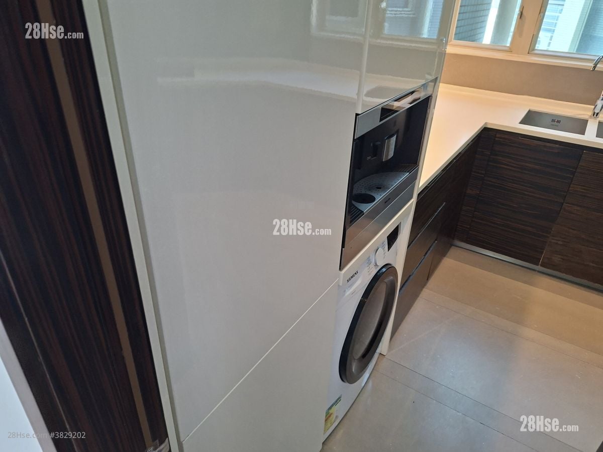 亮贤居 售盘 4 浴室 2,358 平方尺