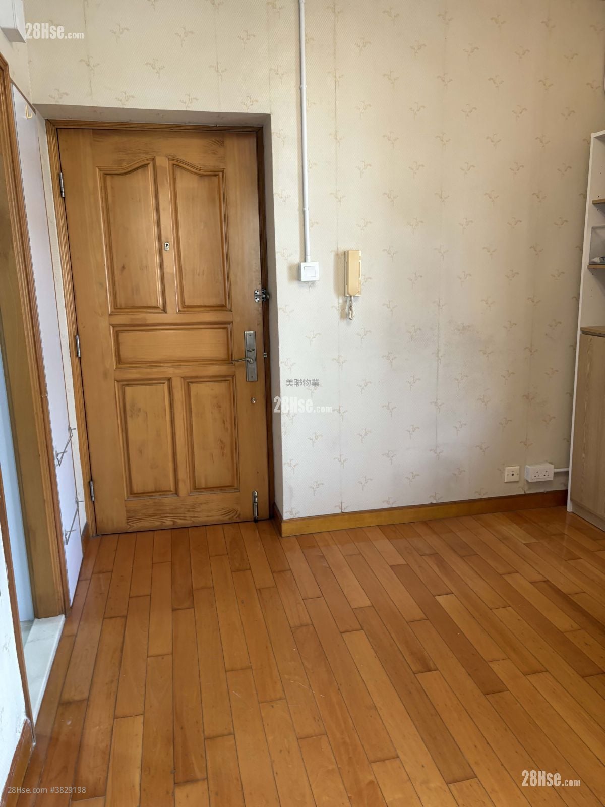 伟华中心 租盘 2 房 , 1 浴室 308 平方尺