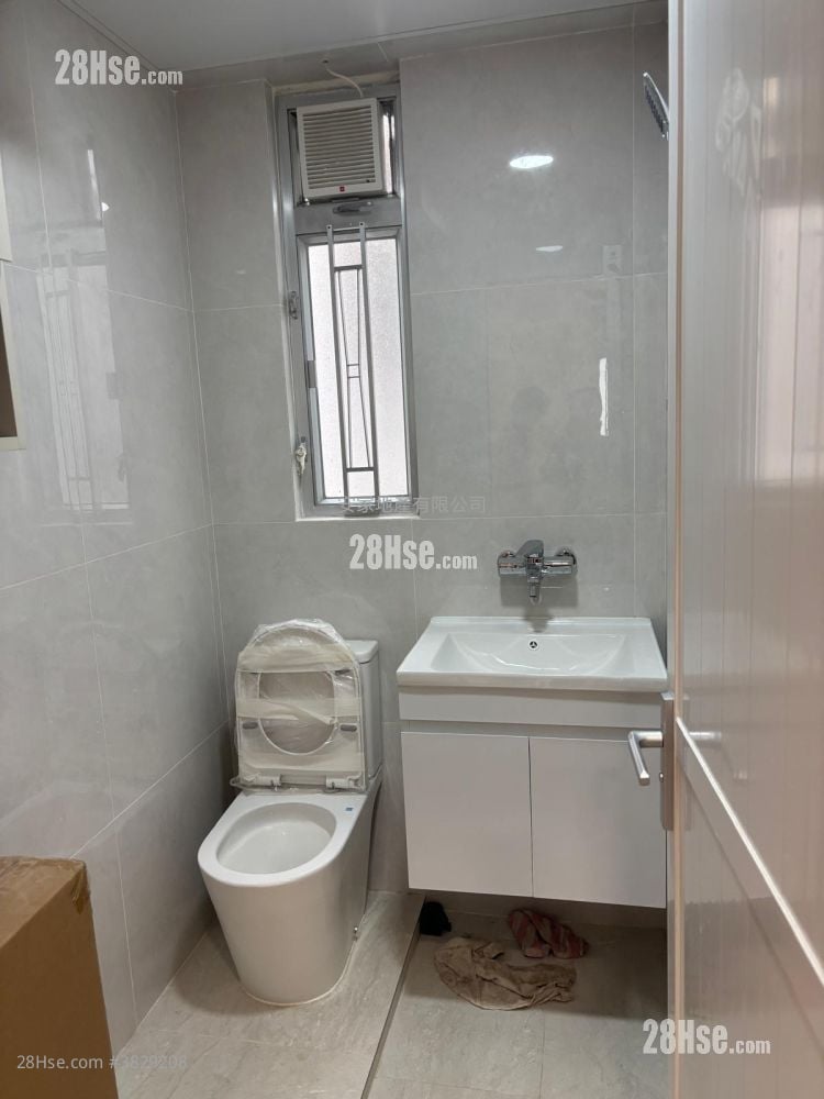 Tai Lee Building Sell 2 Bedrooms , 1 Bathroom 408 ft²