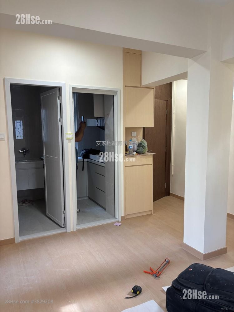 Tai Lee Building Sell 2 Bedrooms , 1 Bathroom 408 ft²