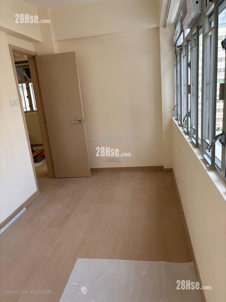 Tai Lee Building Sell 2 Bedrooms , 1 Bathroom 408 ft²