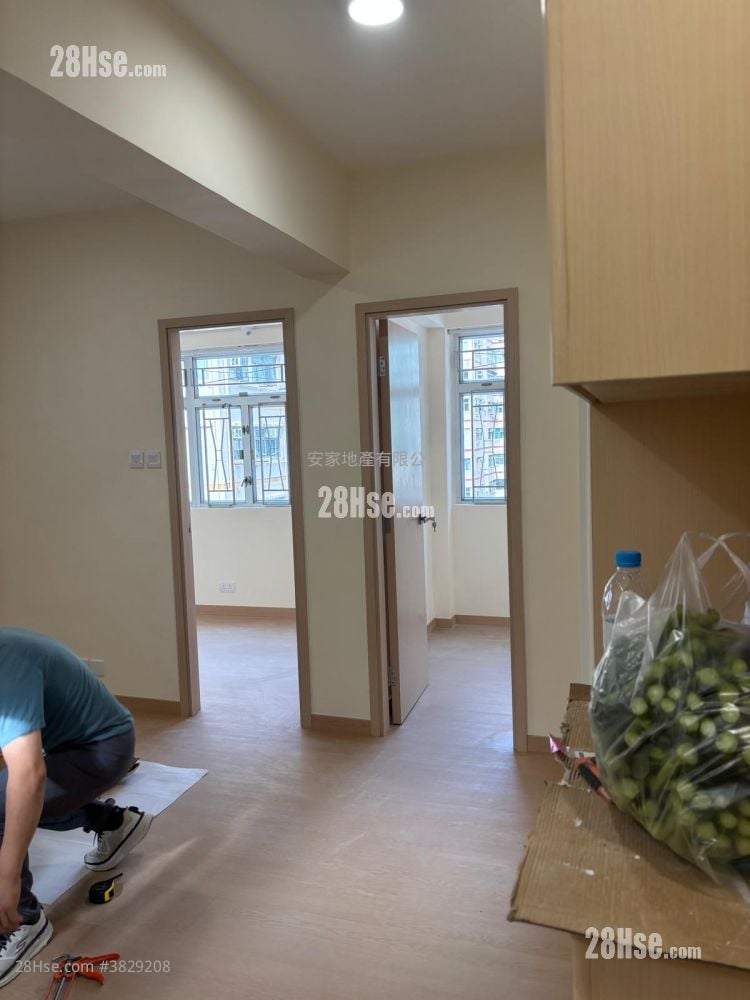 Tai Lee Building Sell 2 Bedrooms , 1 Bathroom 408 ft²