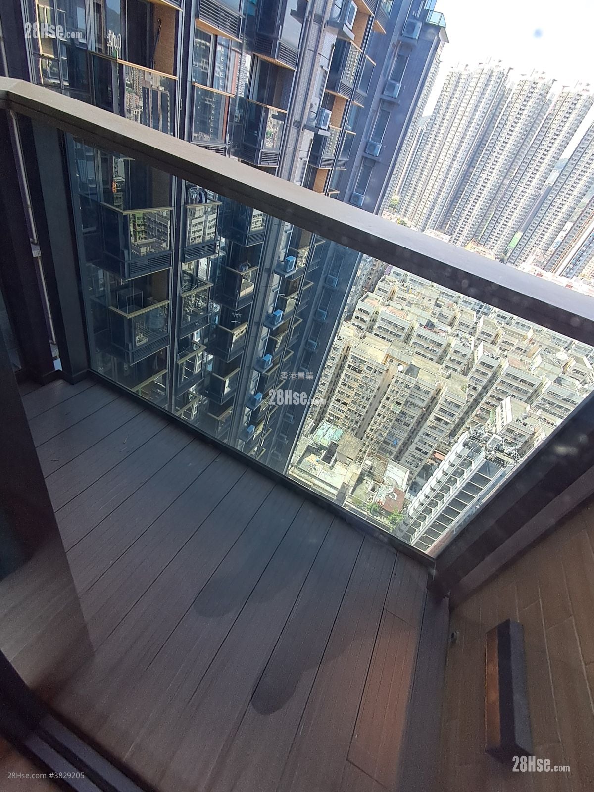 Aquila Square Mile Rental 1 Bathroom 193 ft²