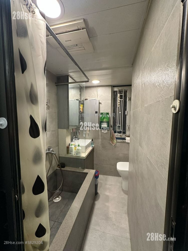 康林苑 售盤 3 房 , 1 浴室 554 平方呎