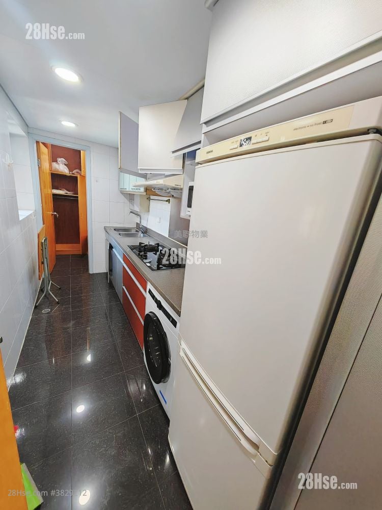 Tseung Kwan O Plaza Rental 3 Bedrooms , 2 Bathrooms 730 ft²