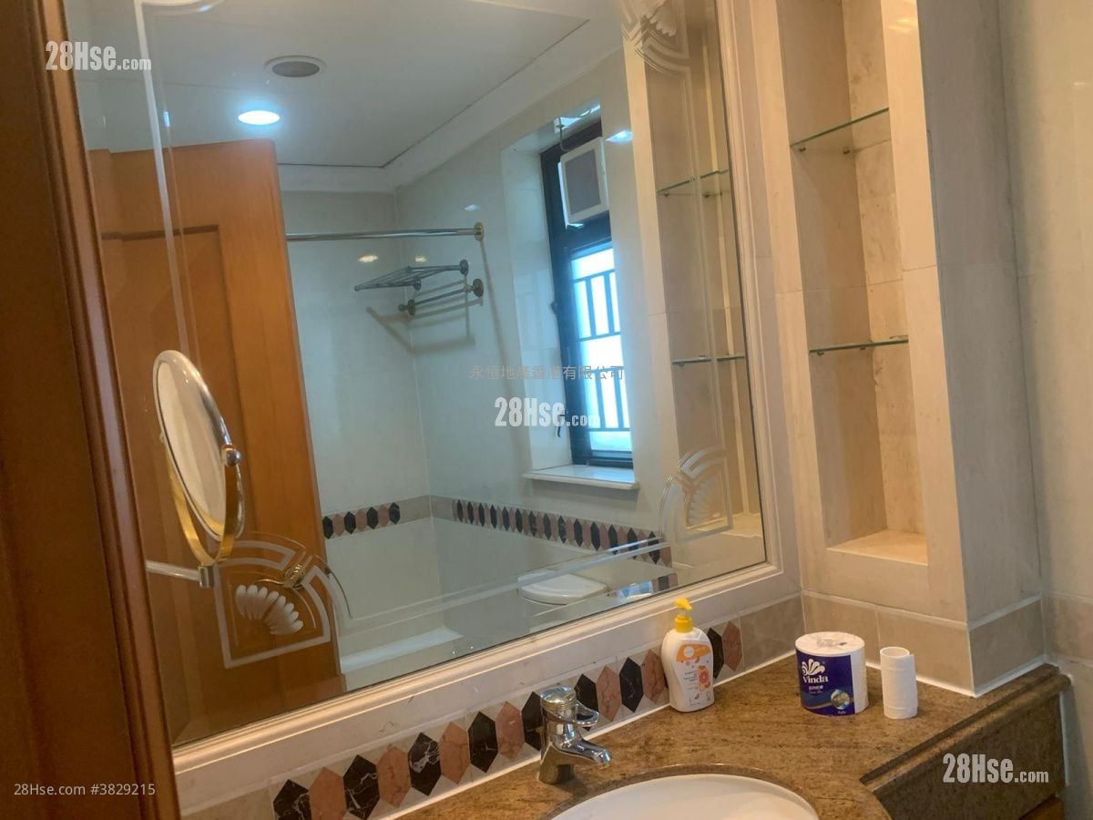 Le Sommet Rental 3 Bedrooms , 2 Bathrooms 848 ft²