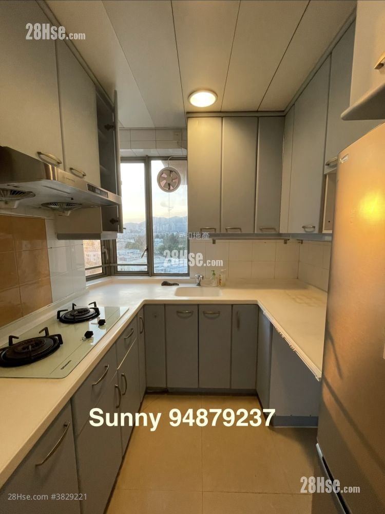 The Bloomsville Rental 3 Bedrooms , 2 Bathrooms 772 ft²