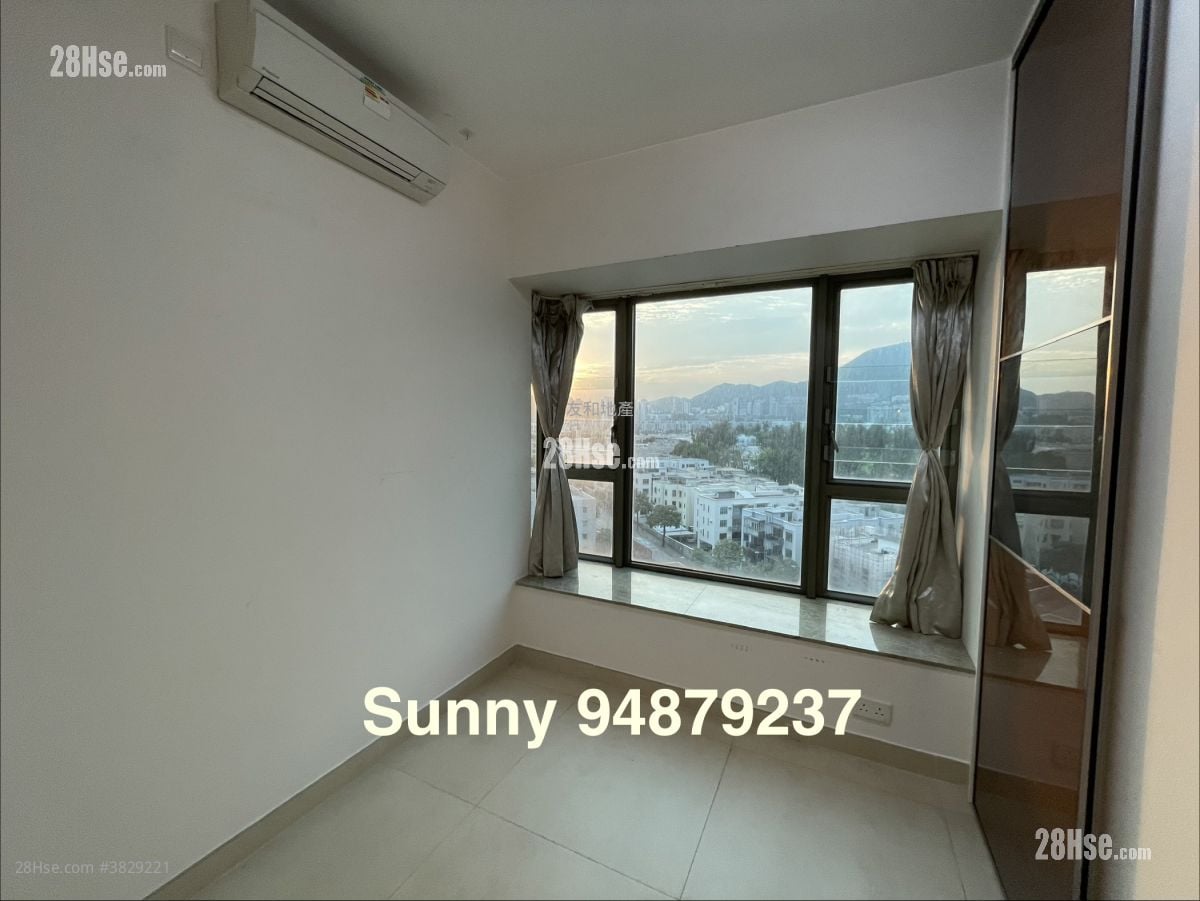 The Bloomsville Rental 3 Bedrooms , 2 Bathrooms 772 ft²