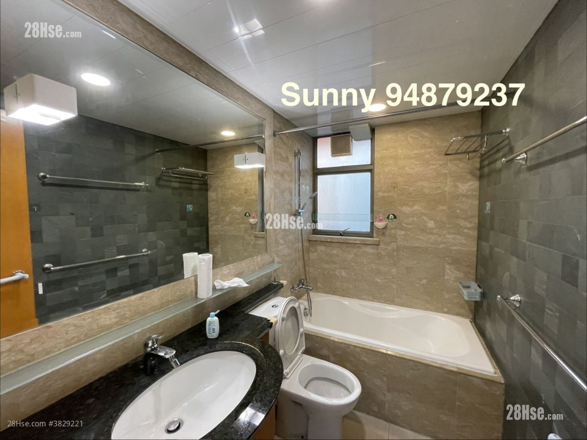 The Bloomsville Rental 3 Bedrooms , 2 Bathrooms 772 ft²