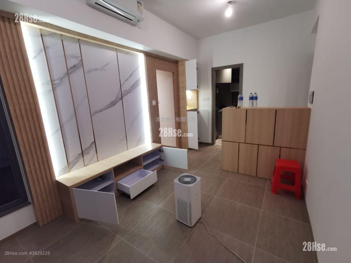 Eresidence Rental 3 Bedrooms , 1 Bathroom 575 ft²