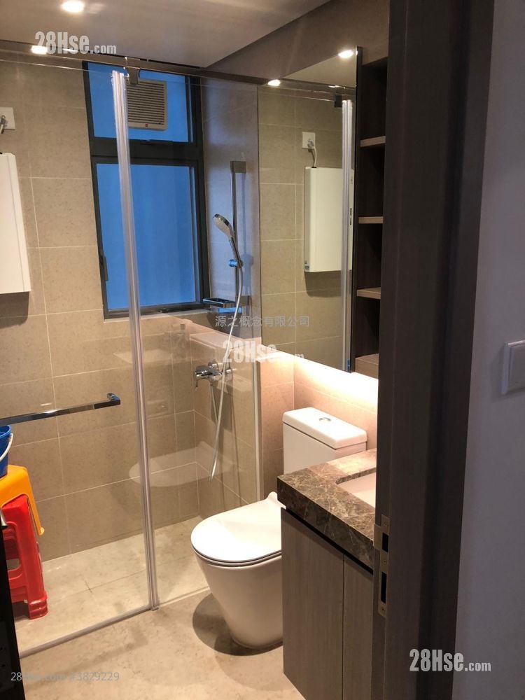 Eresidence Rental 3 Bedrooms , 1 Bathroom 575 ft²