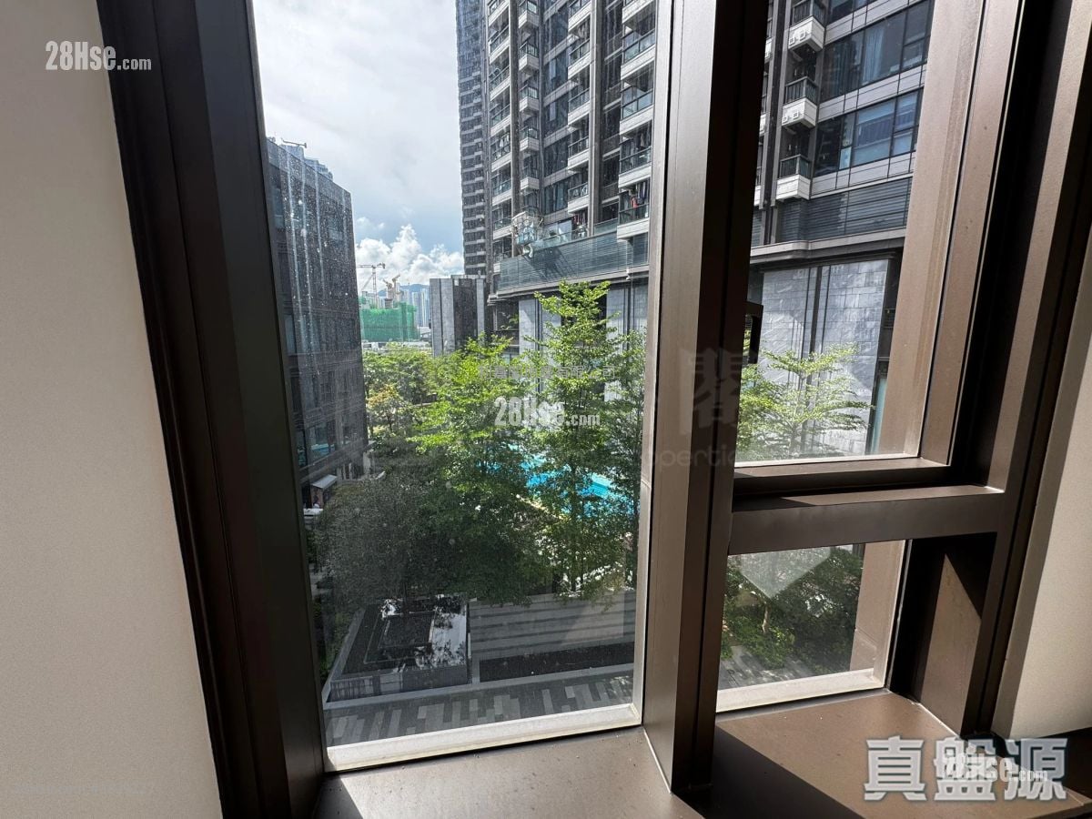 龍譽 售盤 3 房 , 2 浴室 1,102 平方呎