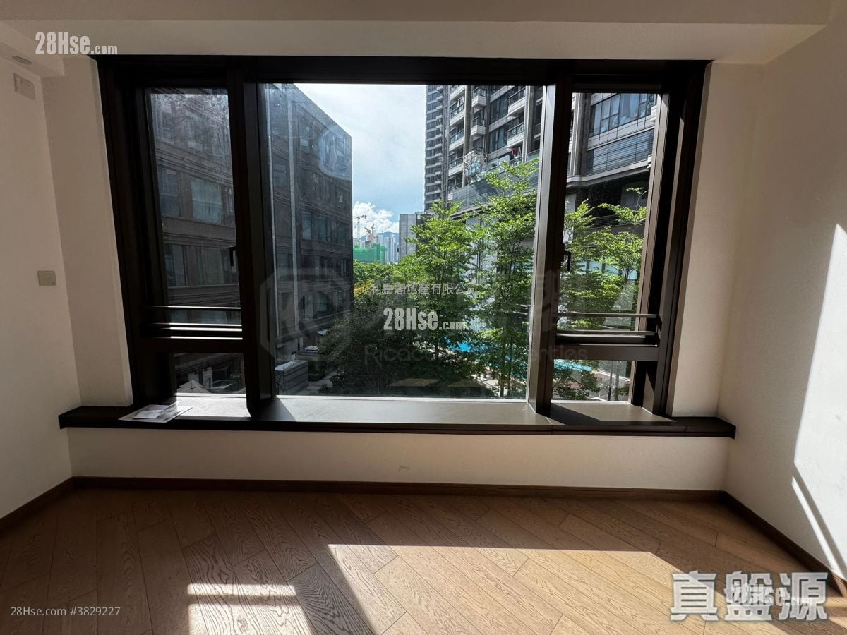 龍譽 售盤 3 房 , 2 浴室 1,102 平方呎