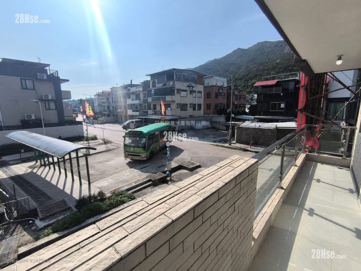 村屋 租盤 2 房 , 1 浴室 700 平方呎