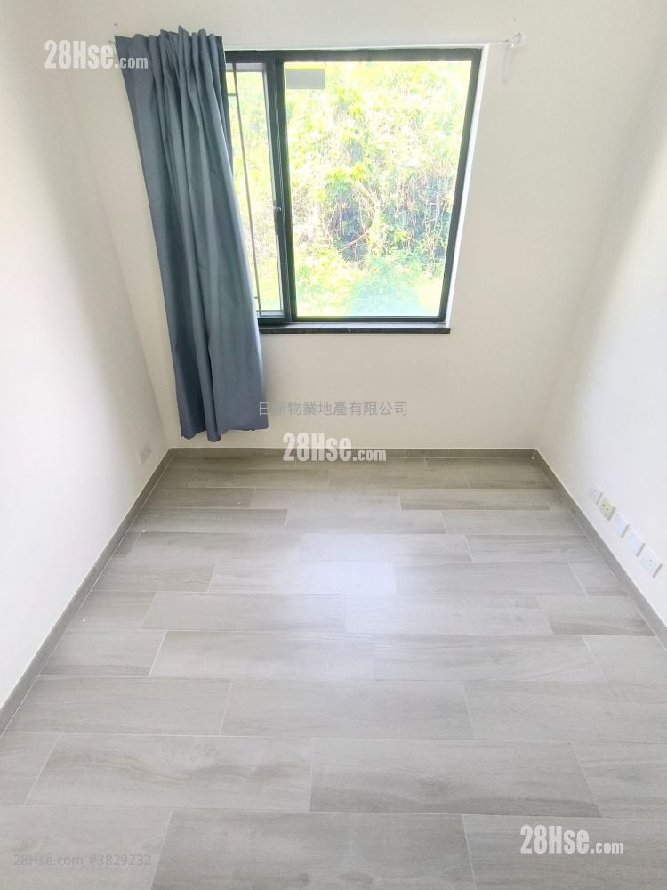 村屋 租盤 2 房 , 1 浴室 700 平方呎