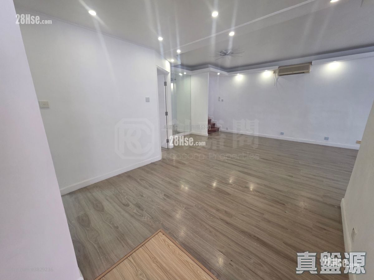 雅閣花園 售盤 3 房 1,696 平方呎