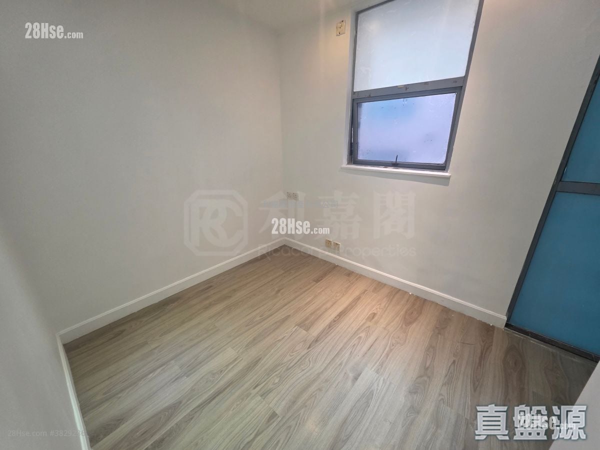 雅閣花園 售盤 3 房 1,696 平方呎