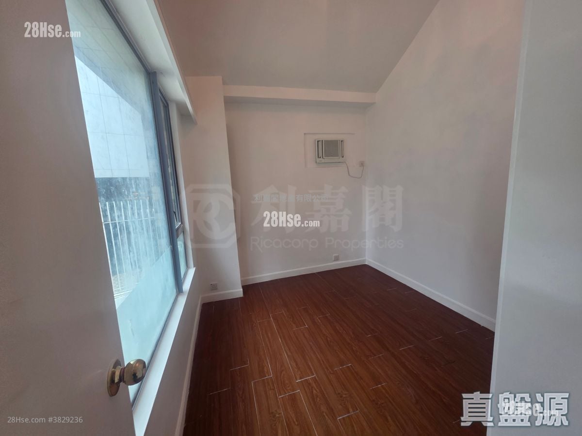 雅閣花園 售盤 3 房 1,696 平方呎