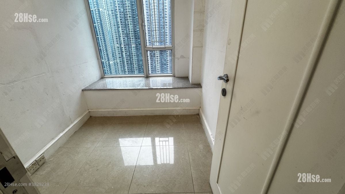 首都 售盤 3 房 , 2 浴室 713 平方呎