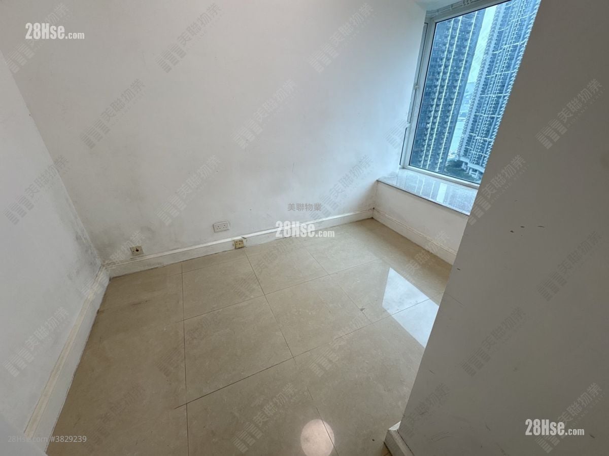 首都 售盤 3 房 , 2 浴室 713 平方呎