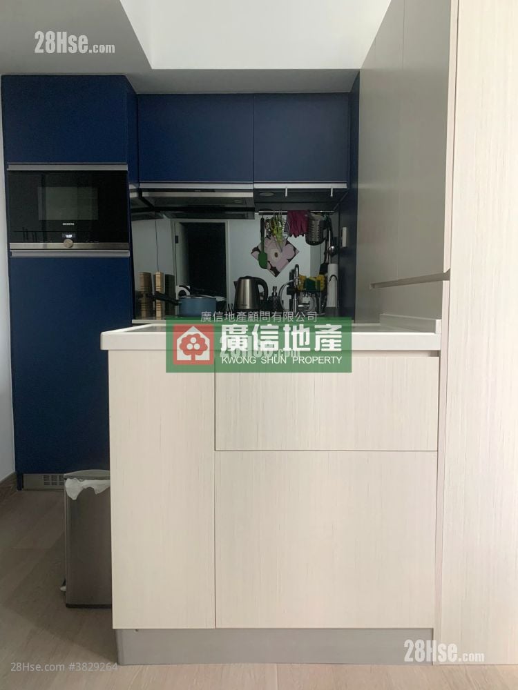West Park Rental 1 Bedroom , 1 Bathroom 333 ft²