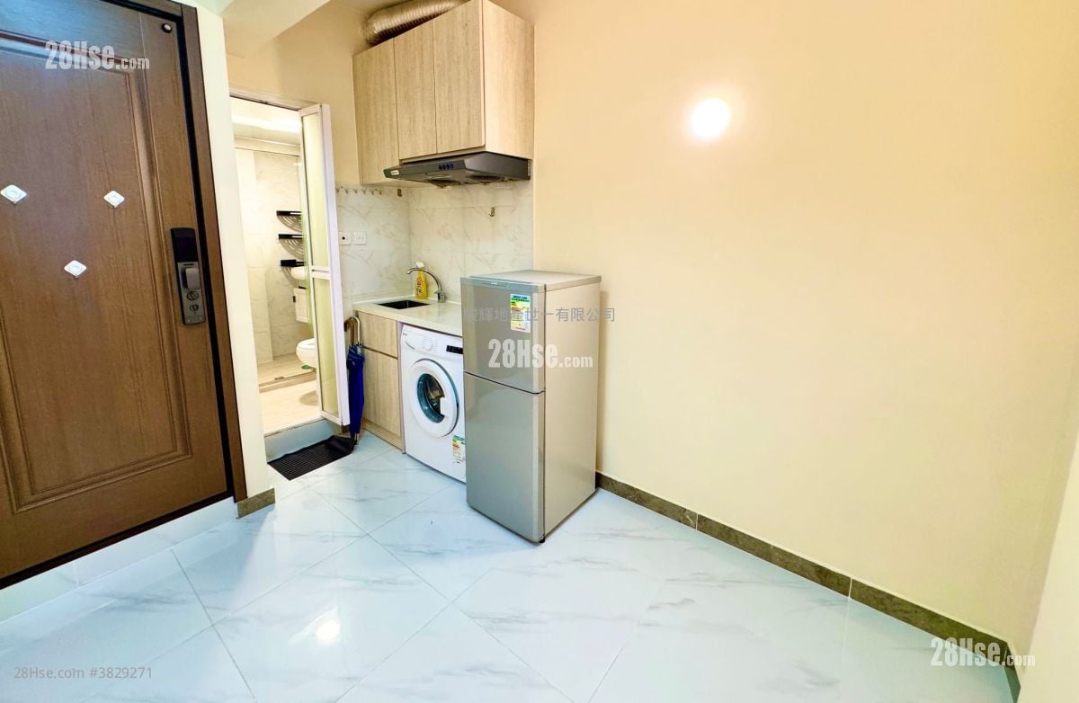 鴻添大樓 租盤 1 房 , 1 浴室 200 平方呎