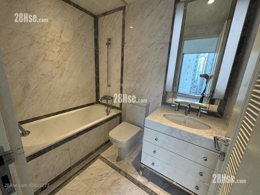 Kensington Hill Sell 3 Bedrooms , 2 Bathrooms 865 ft²