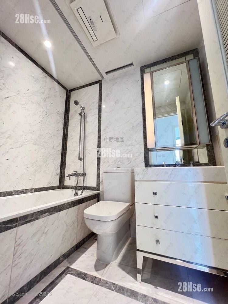 Kensington Hill Sell 3 Bedrooms , 2 Bathrooms 865 ft²