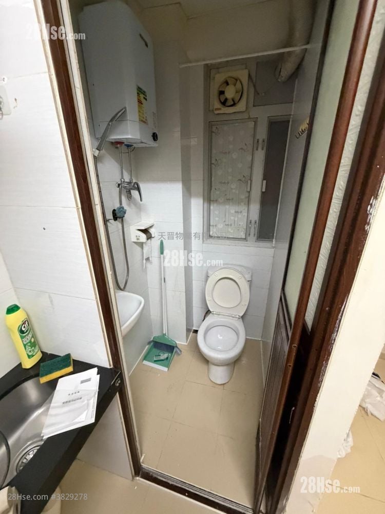 I-Feng Mansions Rental Studio , 1 Bathroom 150 ft²