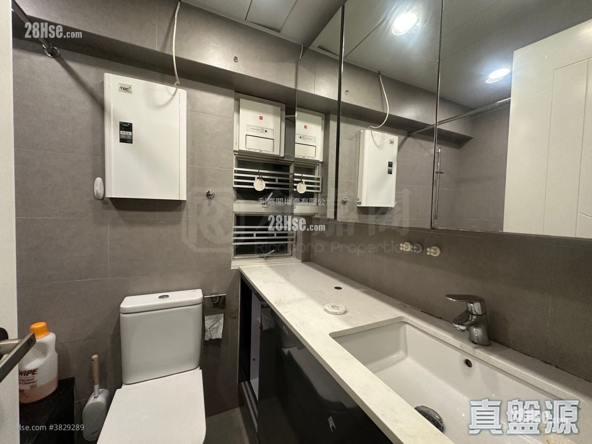 嘉湖山庄 售盘 3 房 , 2 浴室 630 平方尺