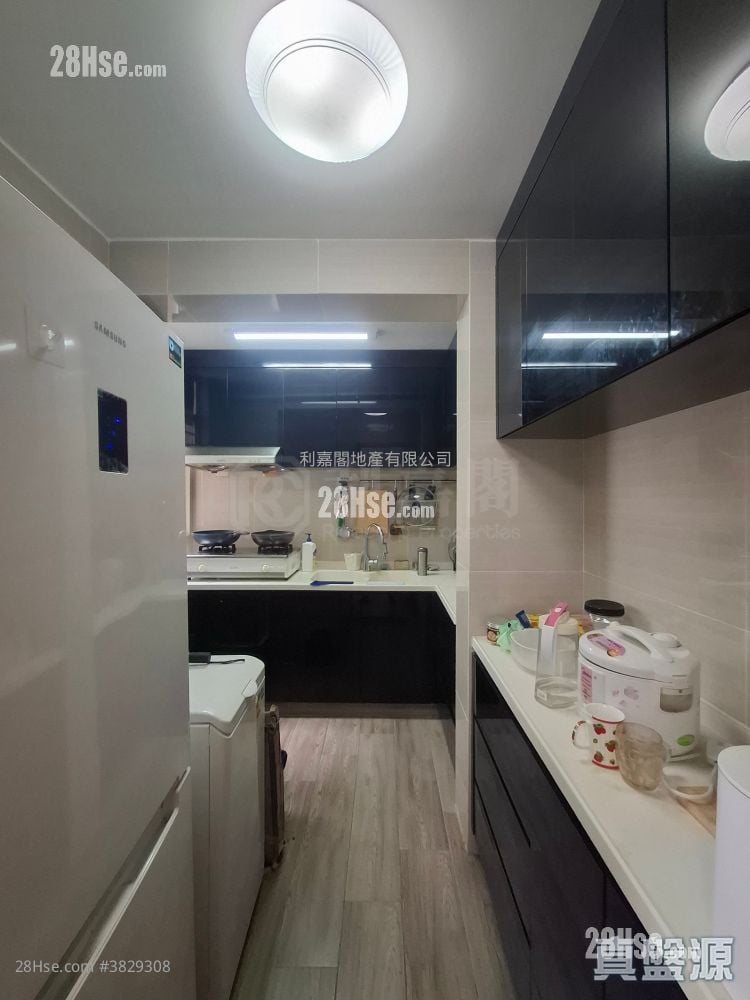 裕東苑 售盤 2 房 , 1 浴室 601 平方呎