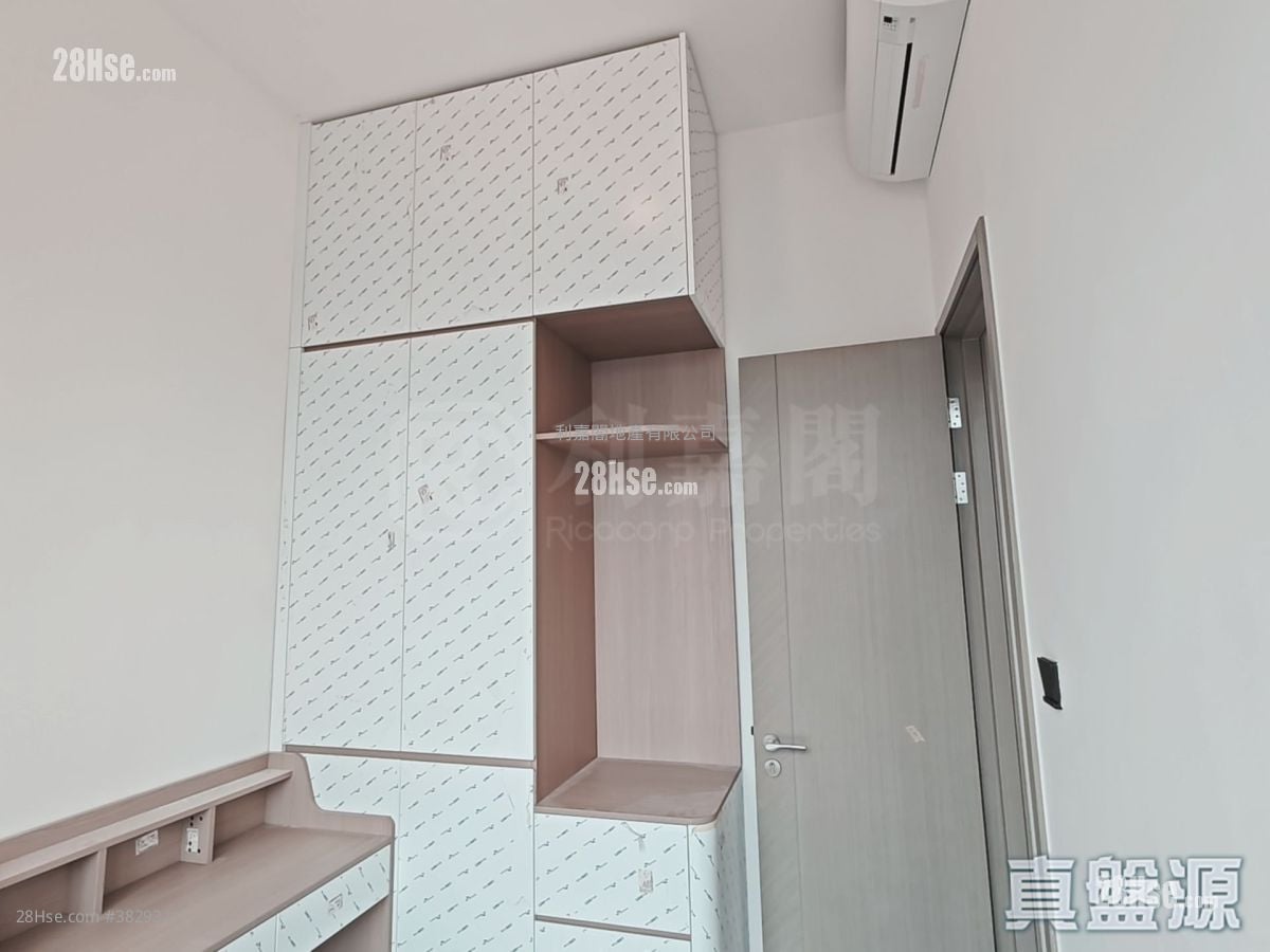 Twin Victoria Rental 440 ft²