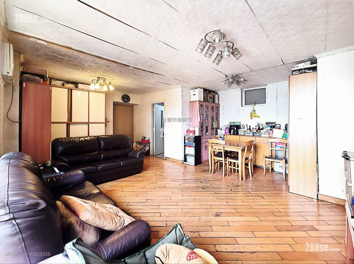 海峯园 售盘 3 房 , 2 浴室 837 平方尺