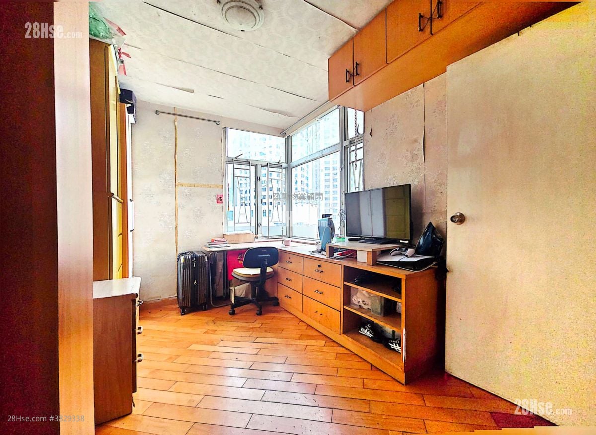 海峯园 售盘 3 房 , 2 浴室 837 平方尺