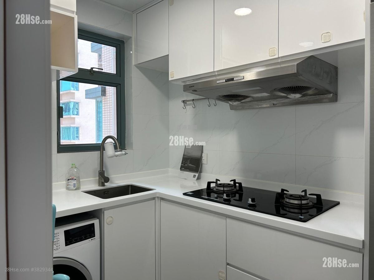 Aquamarine Rental 2 Bedrooms , 1 Bathroom 497 ft²