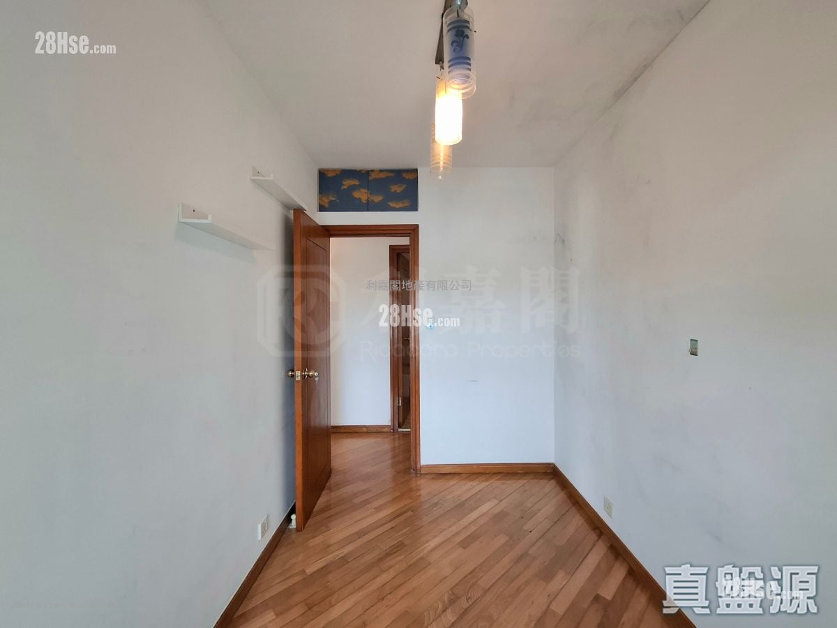 東堤灣畔 售盤 3 房 , 2 浴室 803 平方呎