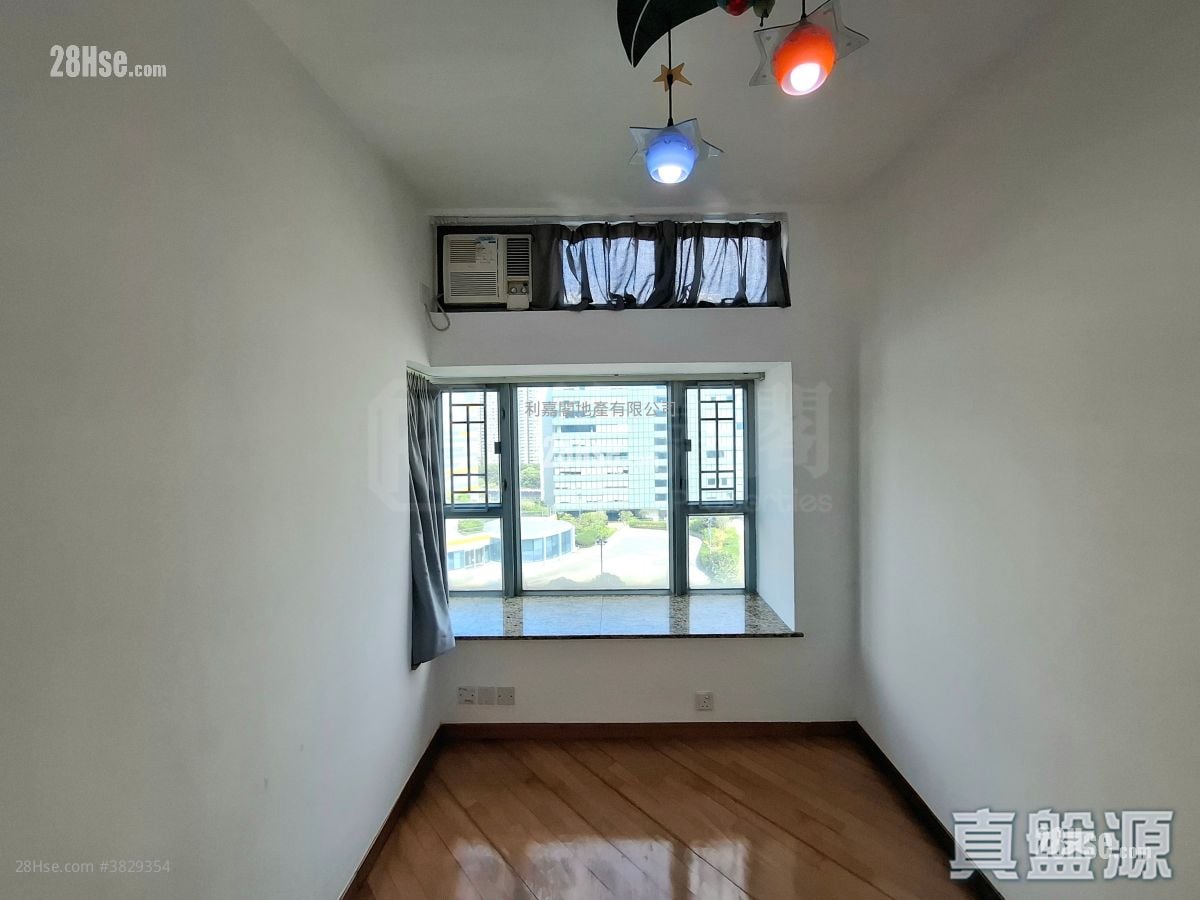 東堤灣畔 售盤 3 房 , 2 浴室 803 平方呎