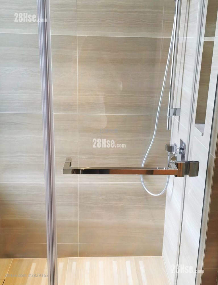 The Summa Rental 2 Bathrooms 756 ft²