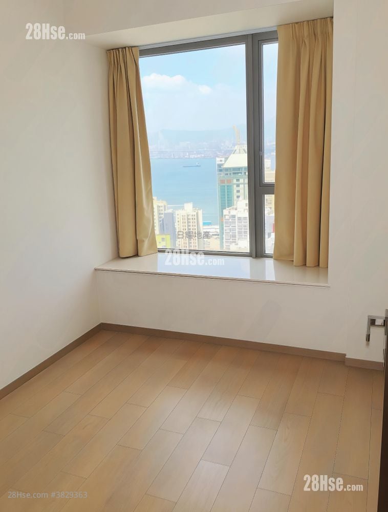 The Summa Rental 2 Bathrooms 756 ft²