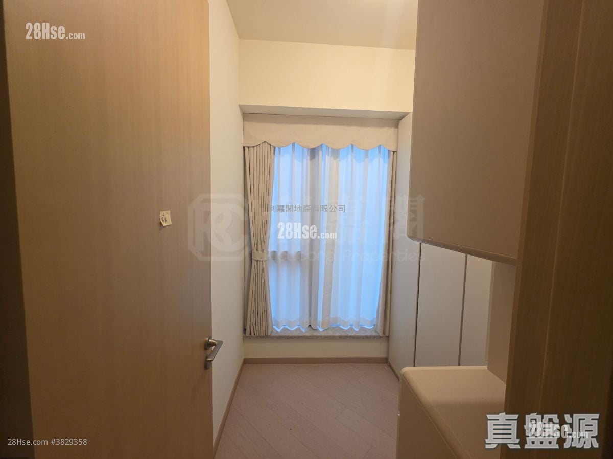 維港1號 售盤 3 房 598 平方呎